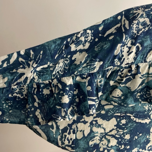 Pilcro Anthropologie Cropped Batwing Blouse XXS Oversized Ruffle Batik Blue - Picture 9 of 16